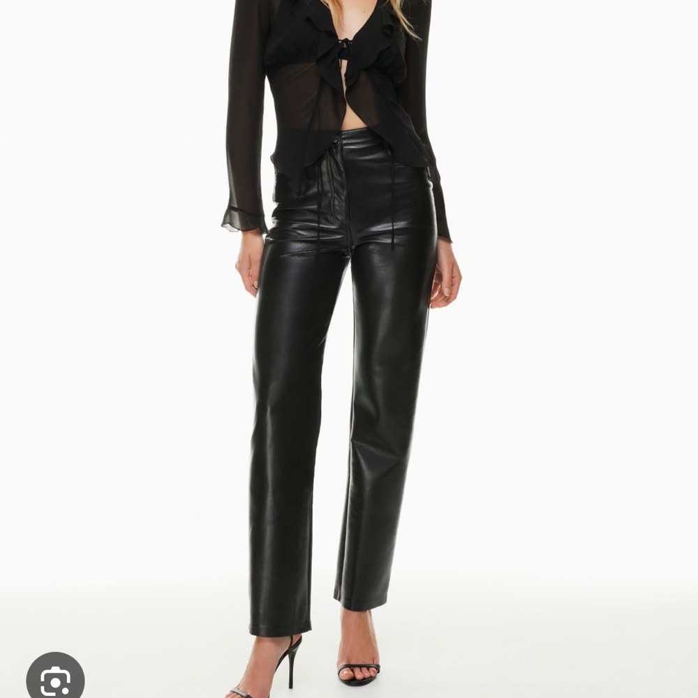 Aritzia Black Straight Leg Pants